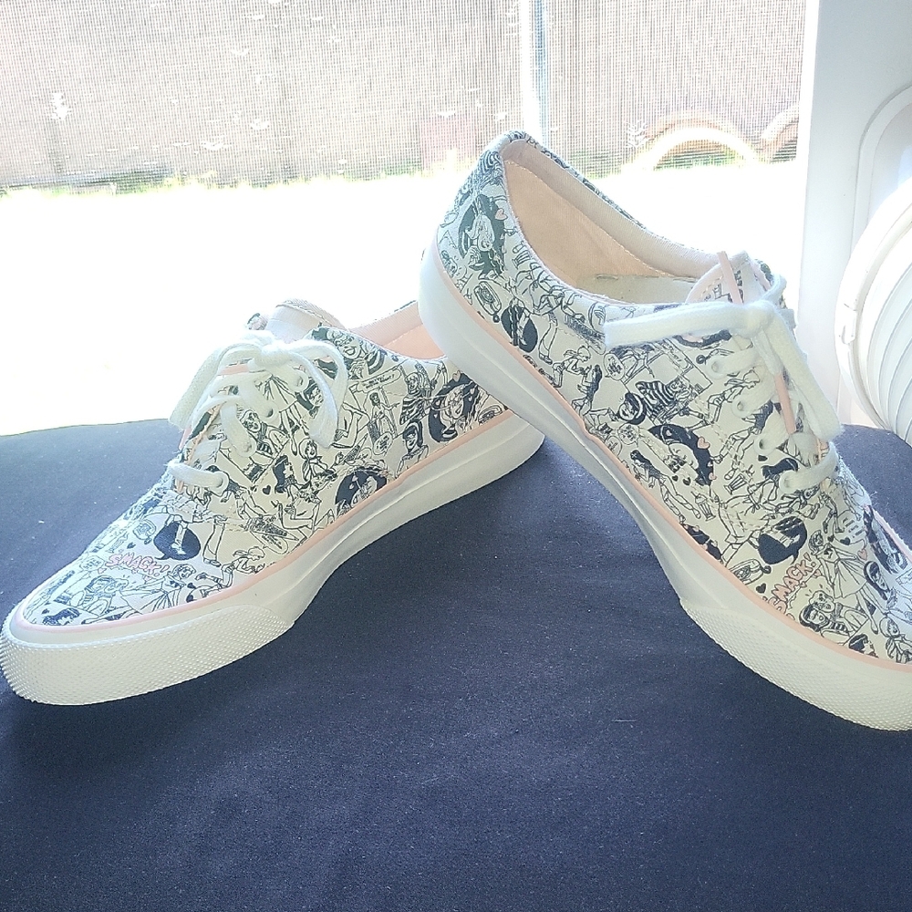 Keds Women's Sneakers with Black and White Comic Print - Picture 2 of 5